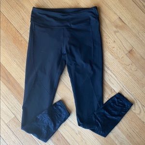 Black Fabletics leggings size Small - gently used